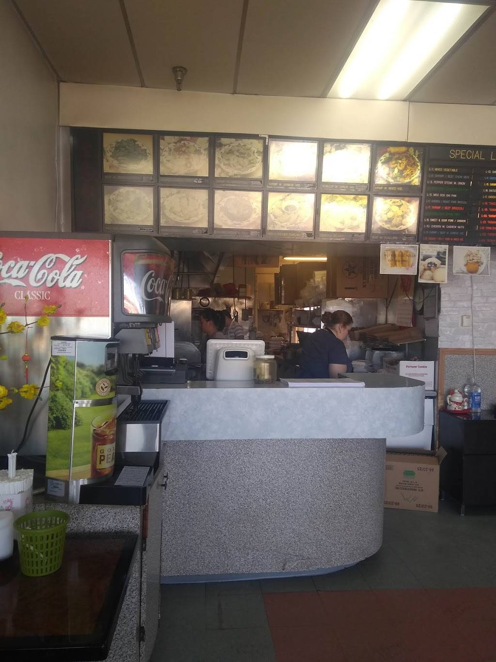 New China | restaurant | 8530 Hixson Pike, Hixson, TN 37343, USA | 4238430586 OR +1 423-843-0586