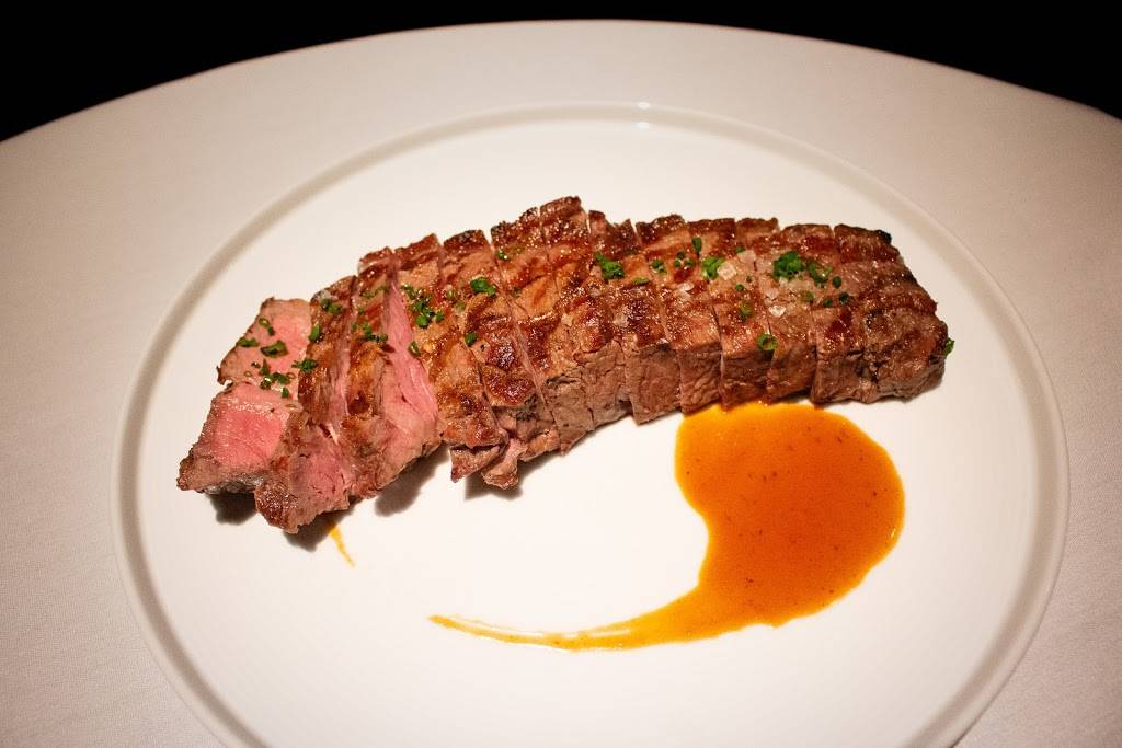 The Clover Club | restaurant | 2404 Cedar Springs Rd Suite 400, Dallas, TX 75201, USA | 9726855128 OR +1 972-685-5128