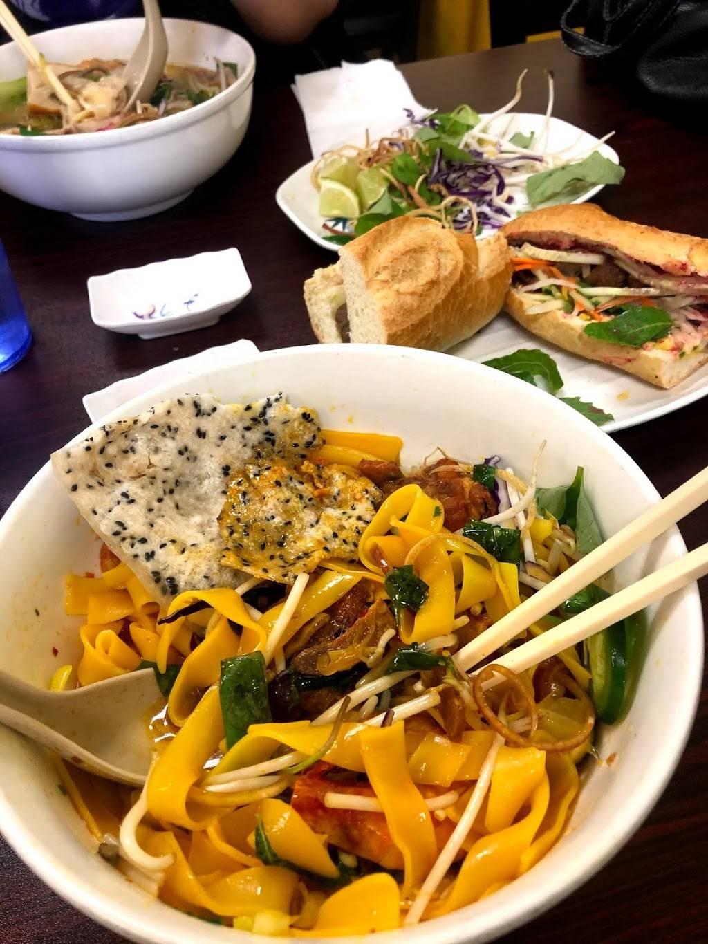 Pho Cuong | restaurant | 6605 E 37th St N #100, Wichita, KS 67220, USA | 3162608218 OR +1 316-260-8218