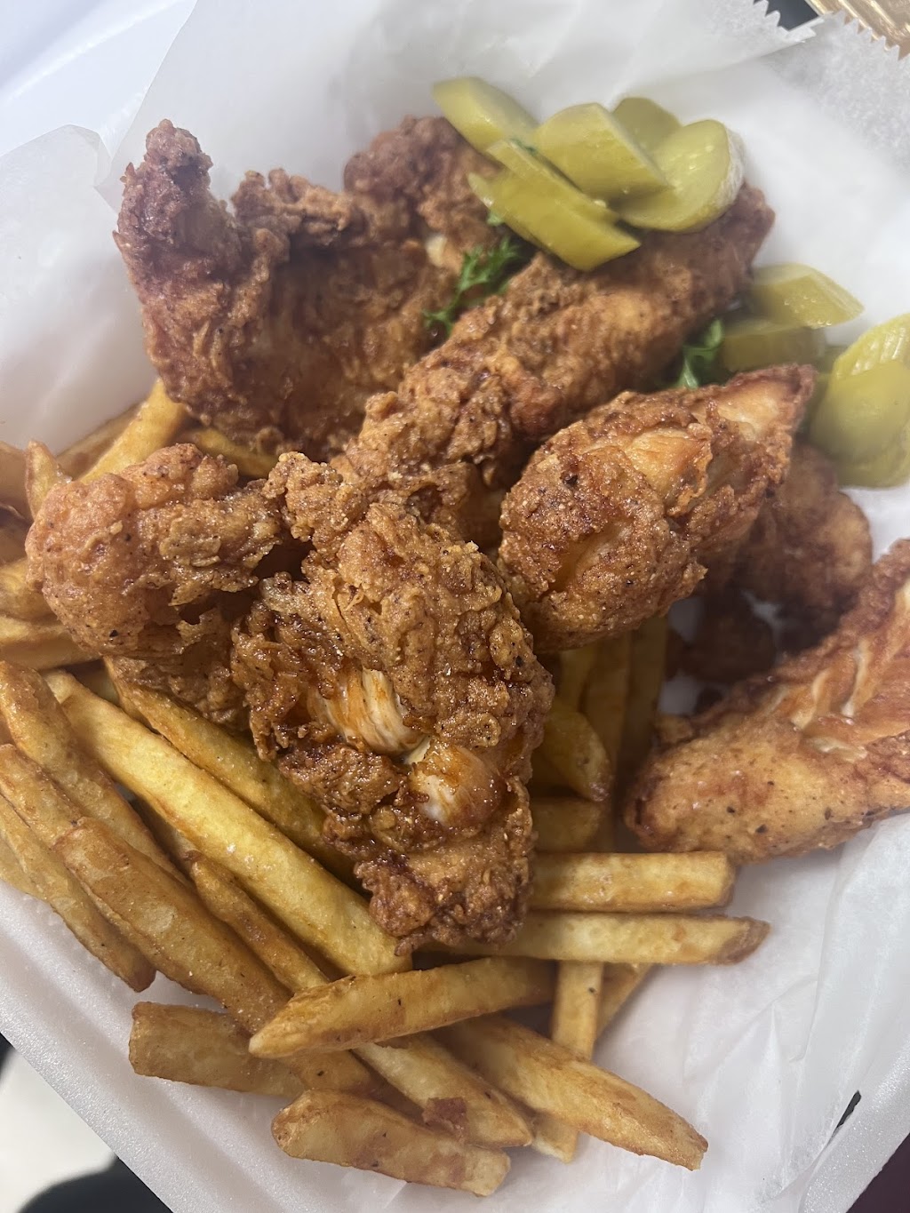 Edulis grill | restaurant | 16032 W Warren Ave, Detroit, MI 48228, USA | 3134069995 OR +1 313-406-9995