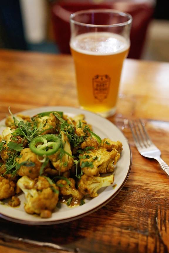 Krewe Restaurant | restaurant | 24 College Ave N, St Joseph, MN 56374, USA | 3205570083 OR +1 320-557-0083