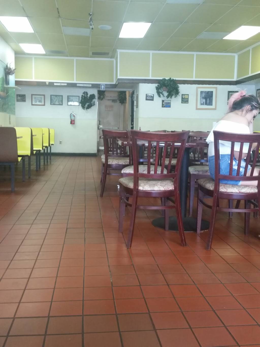 Juan Pollo | restaurant | 156 W Foothill Blvd, Upland, CA 91786, USA | 9099319057 OR +1 909-931-9057