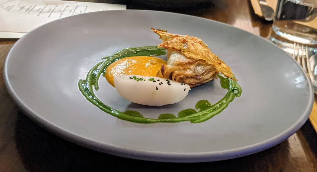 Luthun | restaurant | 432 E 13th St, New York, NY 10009, USA | 6464549484 OR +1 646-454-9484