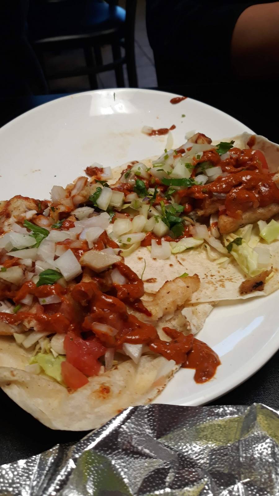 El Narco Taco | restaurant | 14875 Bear Valley Rd, Hesperia, CA 92345, USA | 4422676080 OR +1 442-267-6080