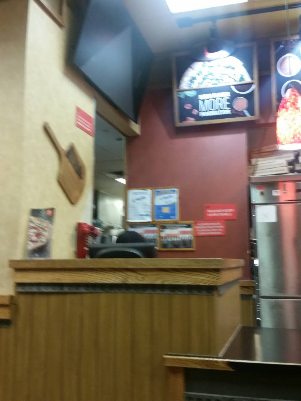 Pizza Hut | restaurant | 12200 Central Ave, Mitchellville, MD 20721, USA | 3012188297 OR +1 301-218-8297