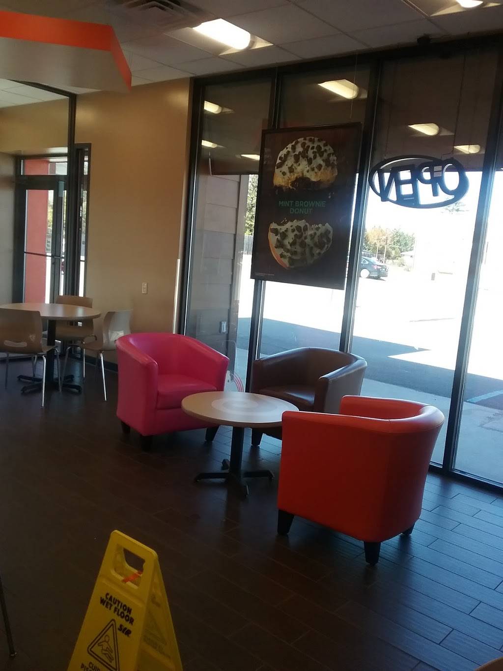 Dunkin | bakery | 1005 Fairmont Ave, Fairmont, WV 26554, USA | 6814046491 OR +1 681-404-6491