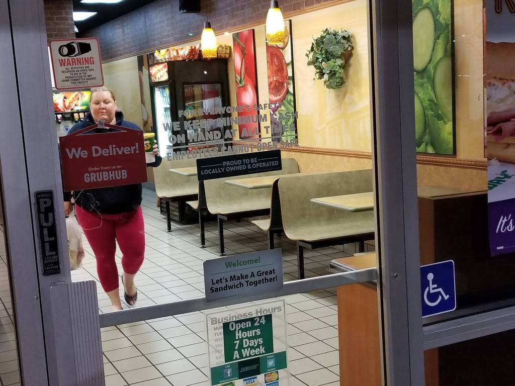 Subway | meal takeaway | 5546 Camino Al Norte Suite 7, North Las Vegas, NV 89031, USA | 7026579425 OR +1 702-657-9425