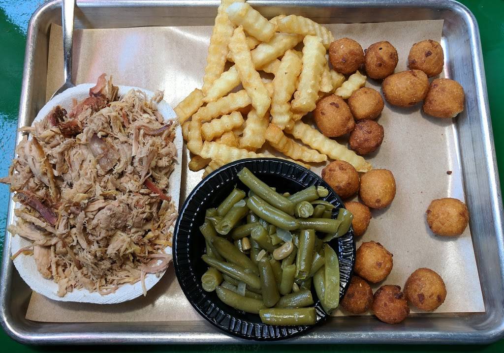 Little Richards Smokehouse BBQ | restaurant | 916 S State St, Yadkinville, NC 27055, USA | 3366797064 OR +1 336-679-7064
