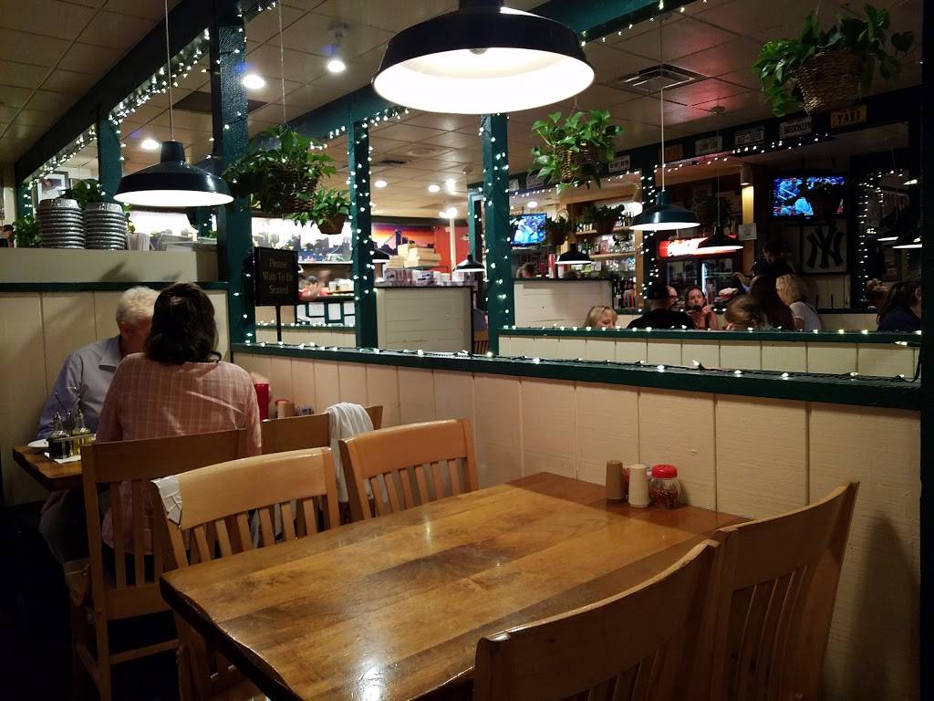 Big Bills New York Pizza | restaurant | 8243 S Holly St, Centennial, CO 80122, USA | 3037419245 OR +1 303-741-9245