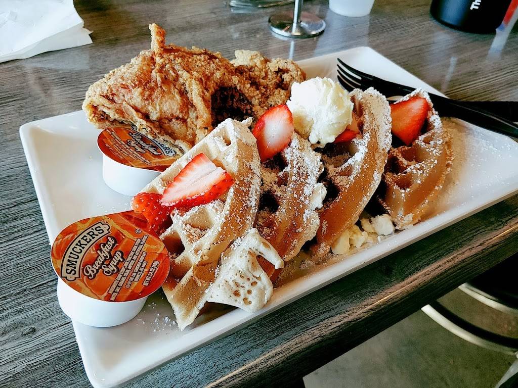 Chicken Charlies FRYBQ | restaurant | 5407 Balboa Ave #460, San Diego, CA 92111, USA | 8582791111 OR +1 858-279-1111