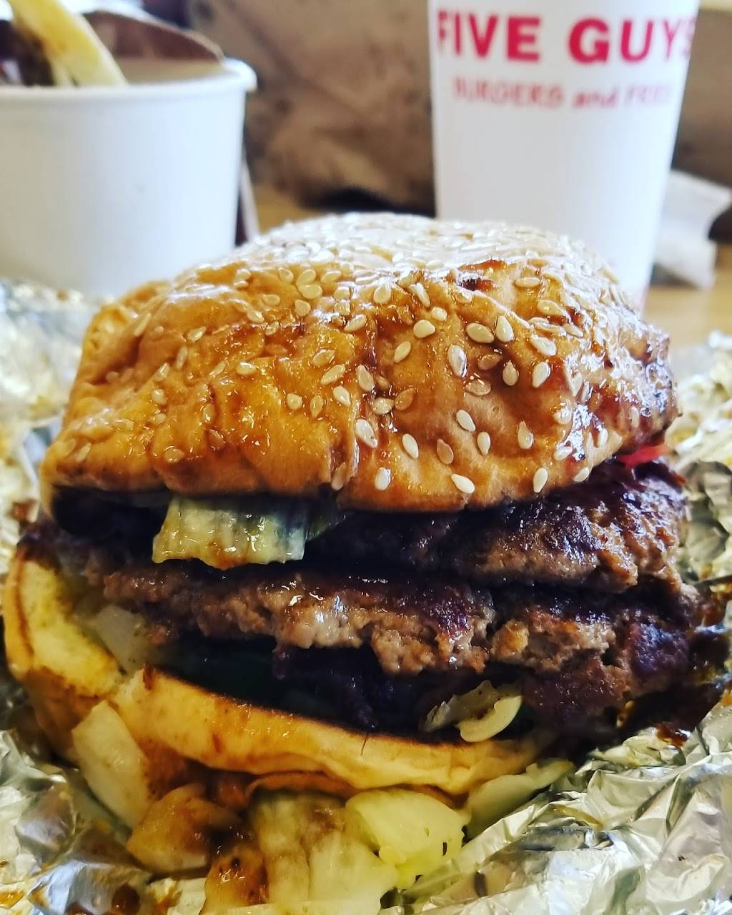 Five Guys | meal takeaway | 7252 N Academy Blvd, Colorado Springs, CO 80920, USA | 7192646400 OR +1 719-264-6400