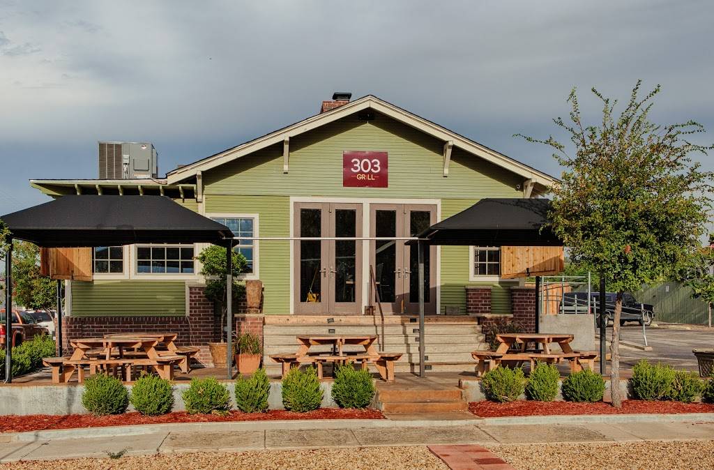 303 Bar and Grill | restaurant | 303 W Davis St, Dallas, TX 75208, USA | 2149423030 OR +1 214-942-3030