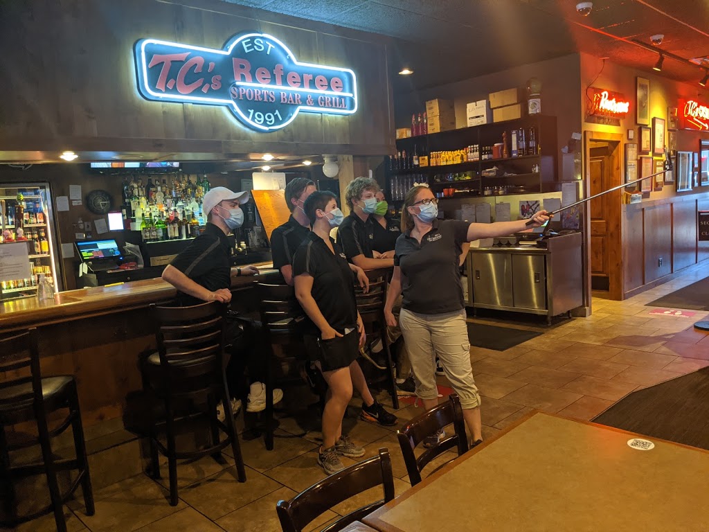 T.C.s Referee | Sports Bar | restaurant | 5322 26th St, Sioux Falls, SD 57106, USA | 6053612208 OR +1 605-361-2208