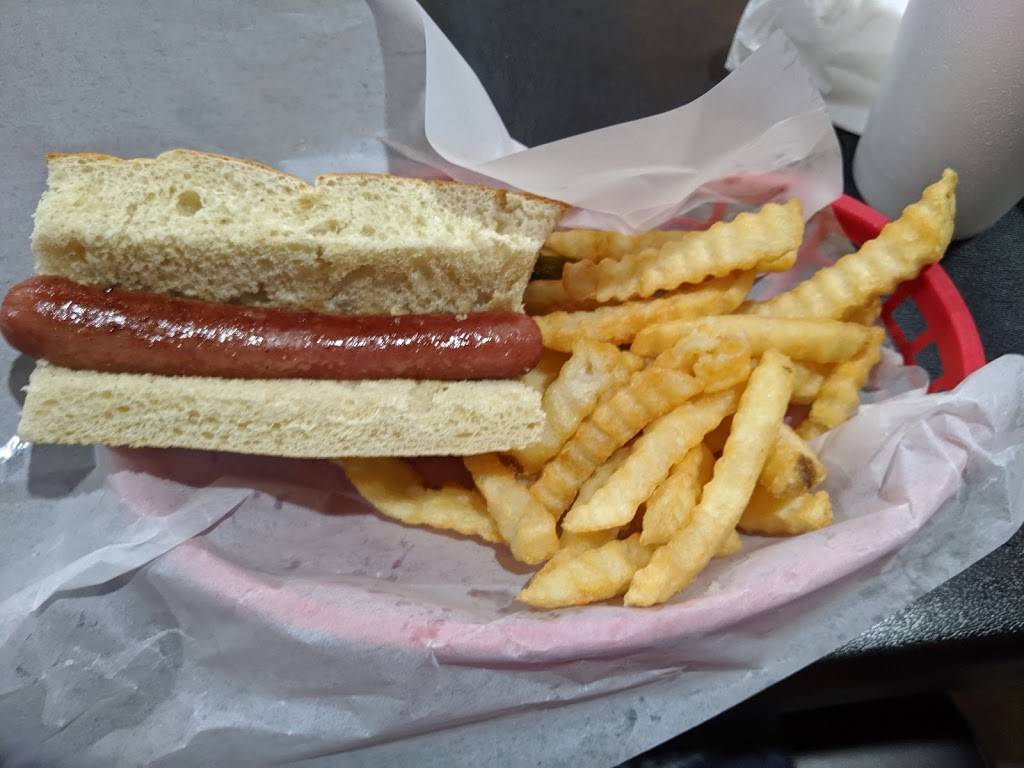 Adams Bar & Grill | restaurant | 1612 Commercial St, St Joseph, MO 64503, USA | 8162325513 OR +1 816-232-5513