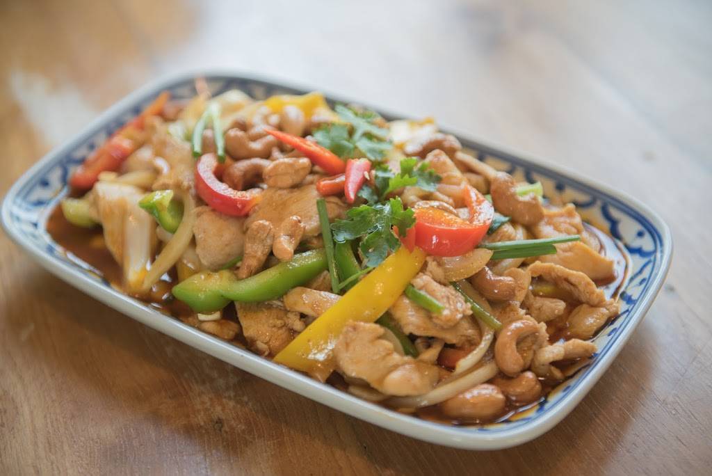 Thai Lotus | restaurant | Creekside Station, 3103 Valley Ave Suite 106, Winchester, VA 22601, USA | 5404505968 OR +1 540-450-5968