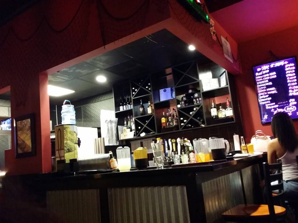 Hot N Juicy Crawfish | restaurant | 116 W Broad St, Falls Church, VA 22046, USA | 7039928700 OR +1 703-992-8700