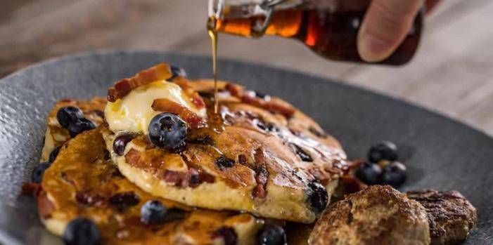 Ale & Compass Restaurant | restaurant | 1700 Epcot Resorts Blvd, Orlando, FL 32830, USA | 4079393463 OR +1 407-939-3463