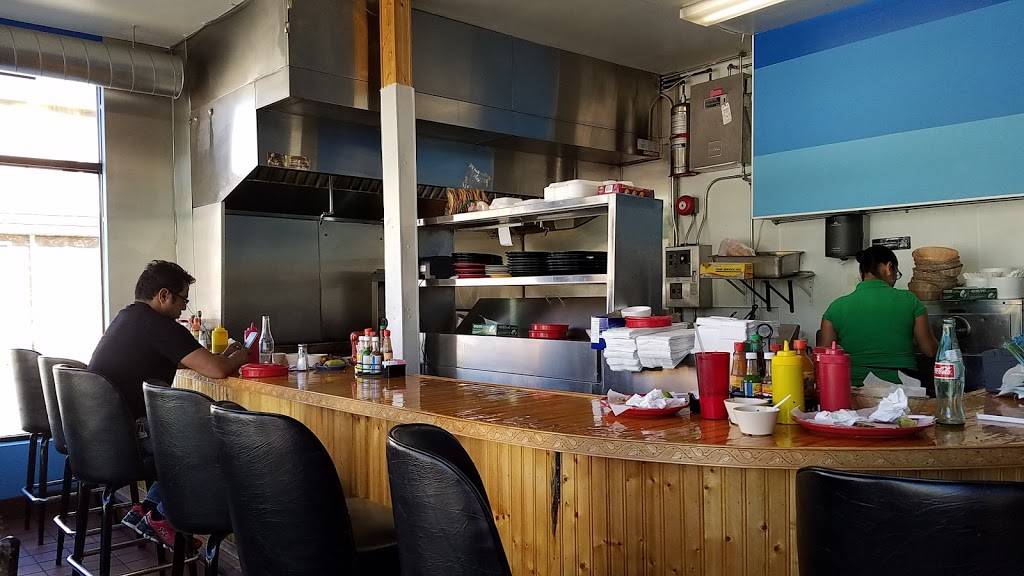 Tsunami Restaurant | restaurant | 2001 W Lincoln Ave, Milwaukee, WI 53215, USA | 4142557759 OR +1 414-255-7759