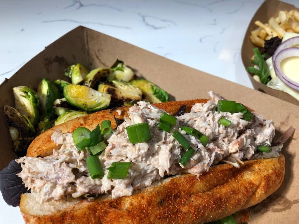 Surf and Turf Beachside | restaurant | 13437 Gulf Blvd, Madeira Beach, FL 33708, USA | 7278519309 OR +1 727-851-9309