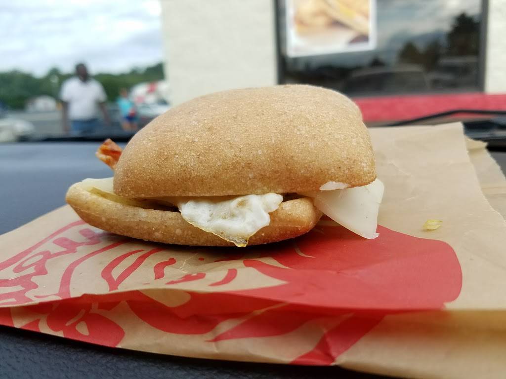 Wendys | restaurant | 713 Oakland Cir, Raphine, VA 24472, USA | 5403775587 OR +1 540-377-5587
