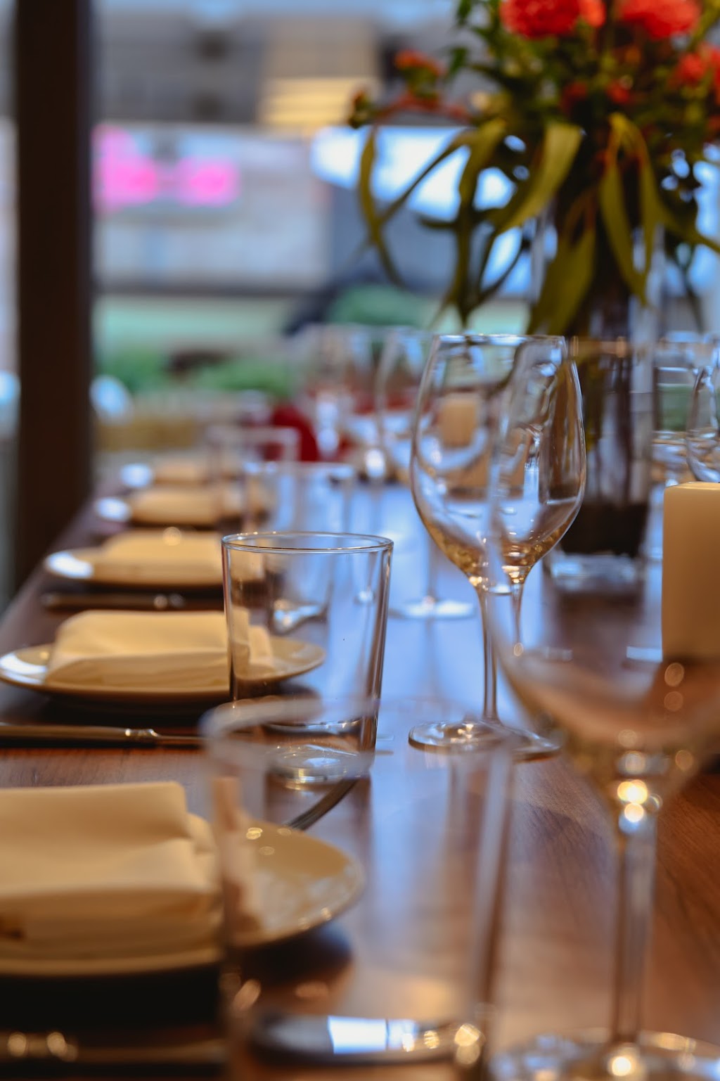 Artisan Restaurant Traverse City | restaurant | 615 E Front St, Traverse City, MI 49686, USA | 2314212150 OR +1 231-421-2150