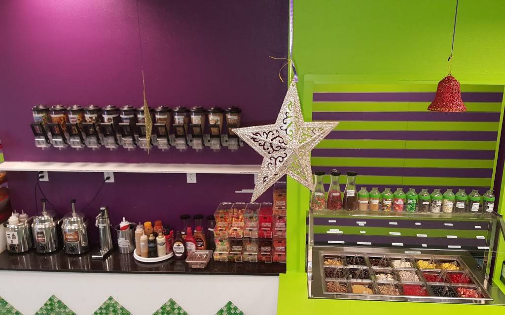 Skinny Ds Yogurt | restaurant | 16212 Bothell Everett Hwy, Mill Creek, WA 98012, USA | 4252255252 OR +1 425-225-5252