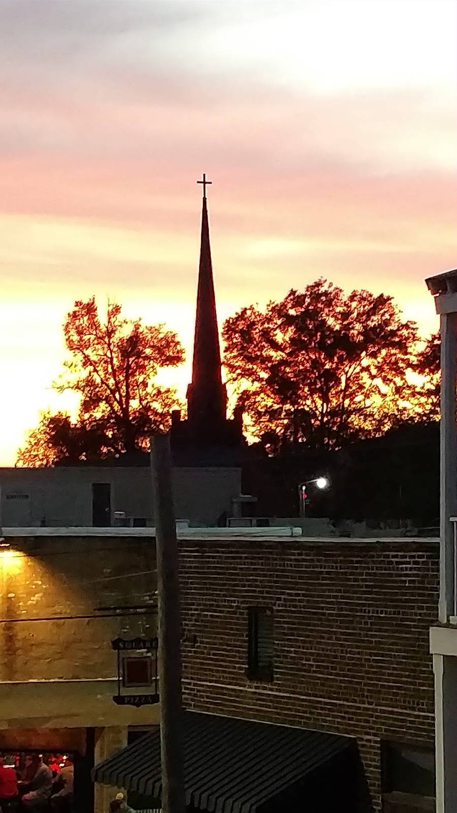 Old Venice Pizza Co | restaurant | 1112 Van Buren Ave, Oxford, MS 38655, USA | 6622366872 OR +1 662-236-6872