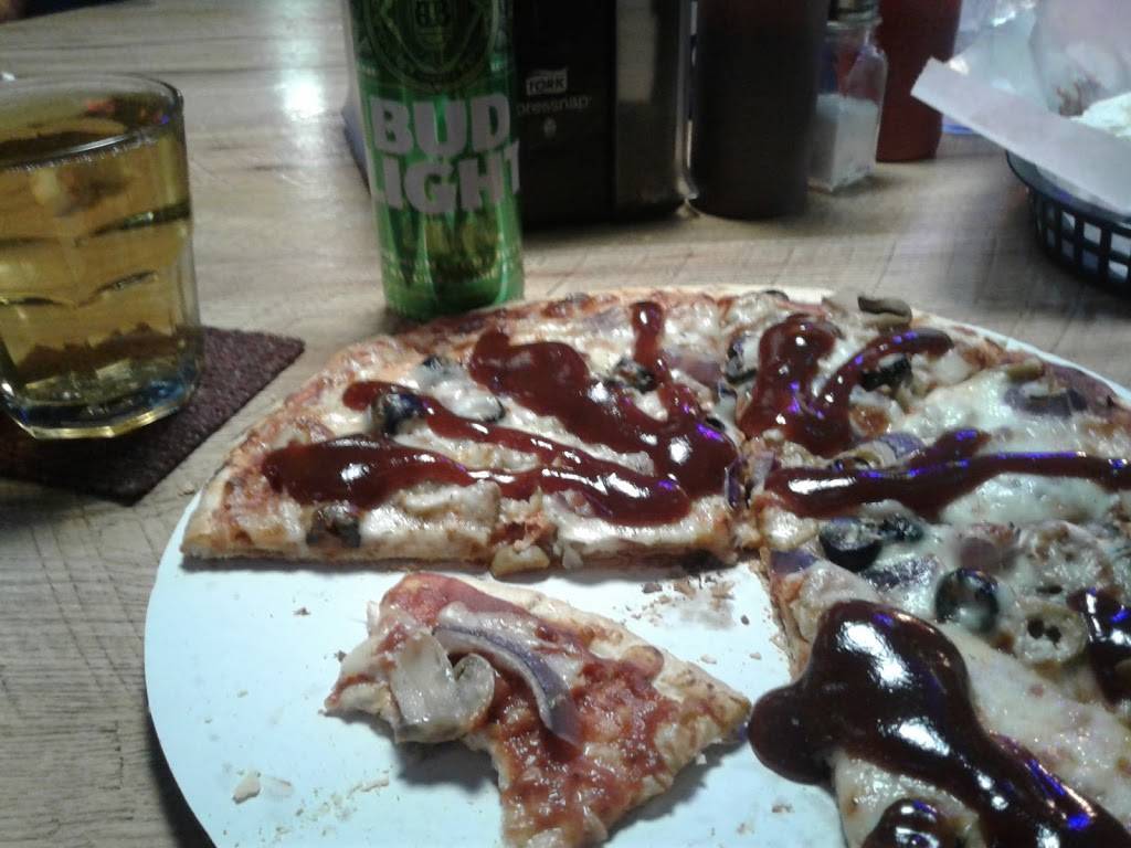 Bakerville Sports Bar & Grill | restaurant | 10631 Co Rd B, Marshfield, WI 54449, USA | 7156763768 OR +1 715-676-3768