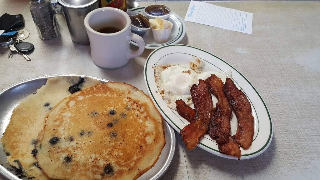 Choo Choo Grill | restaurant | 1209 Plainfield Ave NE, Grand Rapids, MI 49505, USA | 6167748652 OR +1 616-774-8652