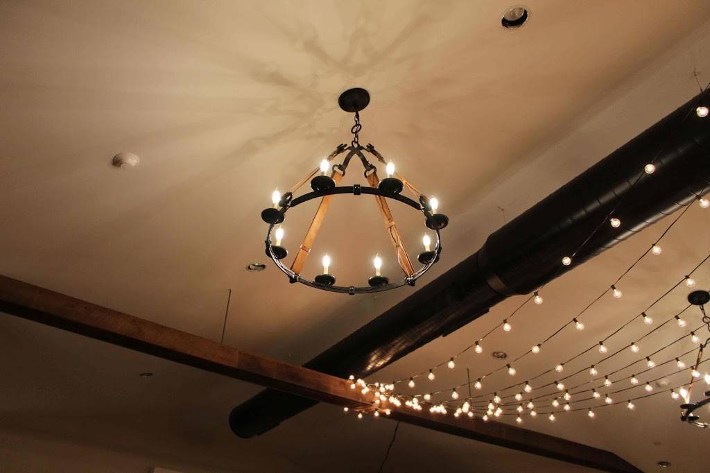 The Hideaway | restaurant | 35 Grace Moore Rd, Saratoga Springs, NY 12866, USA | 5183061900 OR +1 518-306-1900