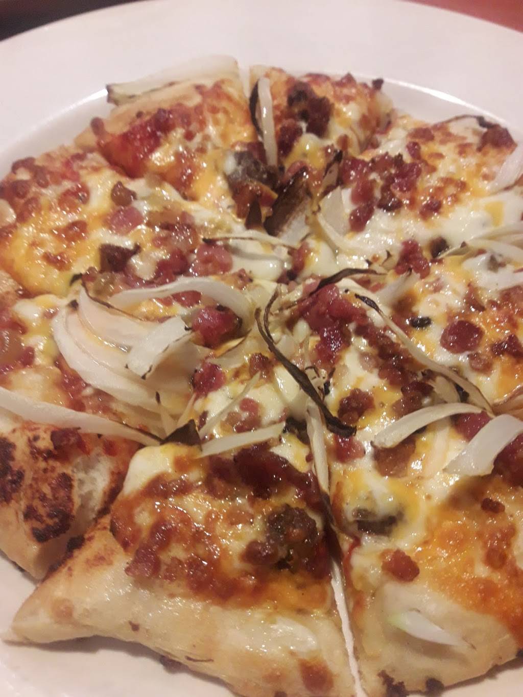 Boston Pizza | restaurant | 4523 Dundas St, Burlington, ON L7R 3X4, Canada | 9053151588 OR +1 905-315-1588