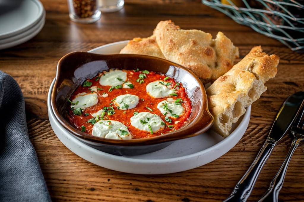 Roebuck Pizza | restaurant | 3159 N Broadway, Chicago, IL 60657, USA | 7738572229 OR +1 773-857-2229