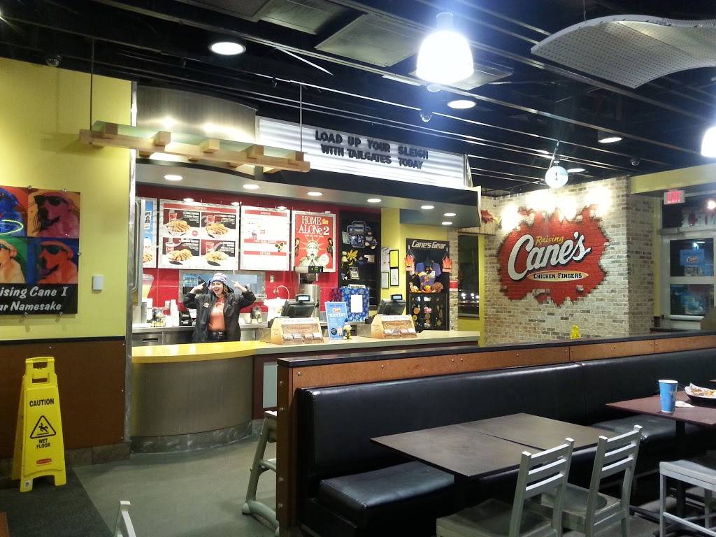 Raising Canes Chicken Fingers | meal takeaway | 3098 Bienville Blvd, Ocean Springs, MS 39564, USA | 2288721958 OR +1 228-872-1958