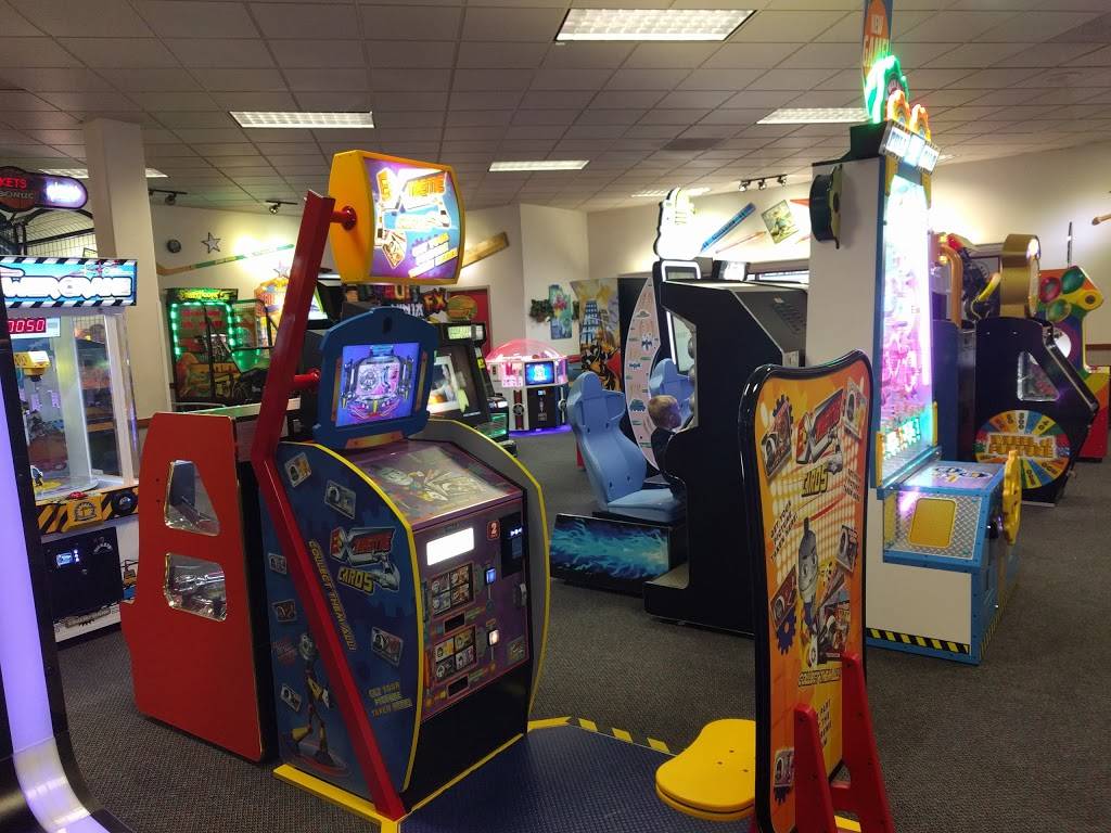 Chuck E. Cheeses | restaurant | 26104 Great Northern Shop Center, North Olmsted, OH 44070, USA | 4407349929 OR +1 440-734-9929
