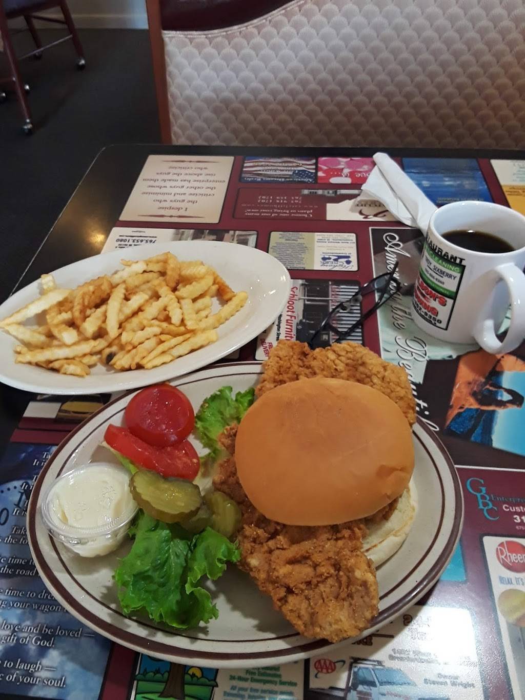 Crawfordsville Forum Family | restaurant | 1410 Darlington Ave, Crawfordsville, IN 47933, USA | 7653618751 OR +1 765-361-8751