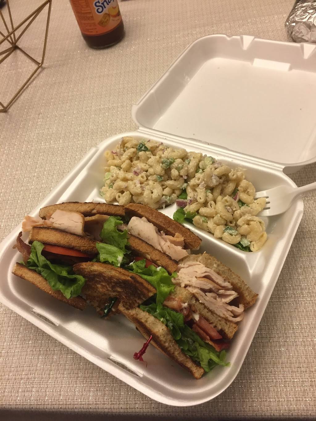 Sandys Pizza | restaurant | 322 Rues Ln, East Brunswick, NJ 08816, USA | 7322541313 OR +1 732-254-1313