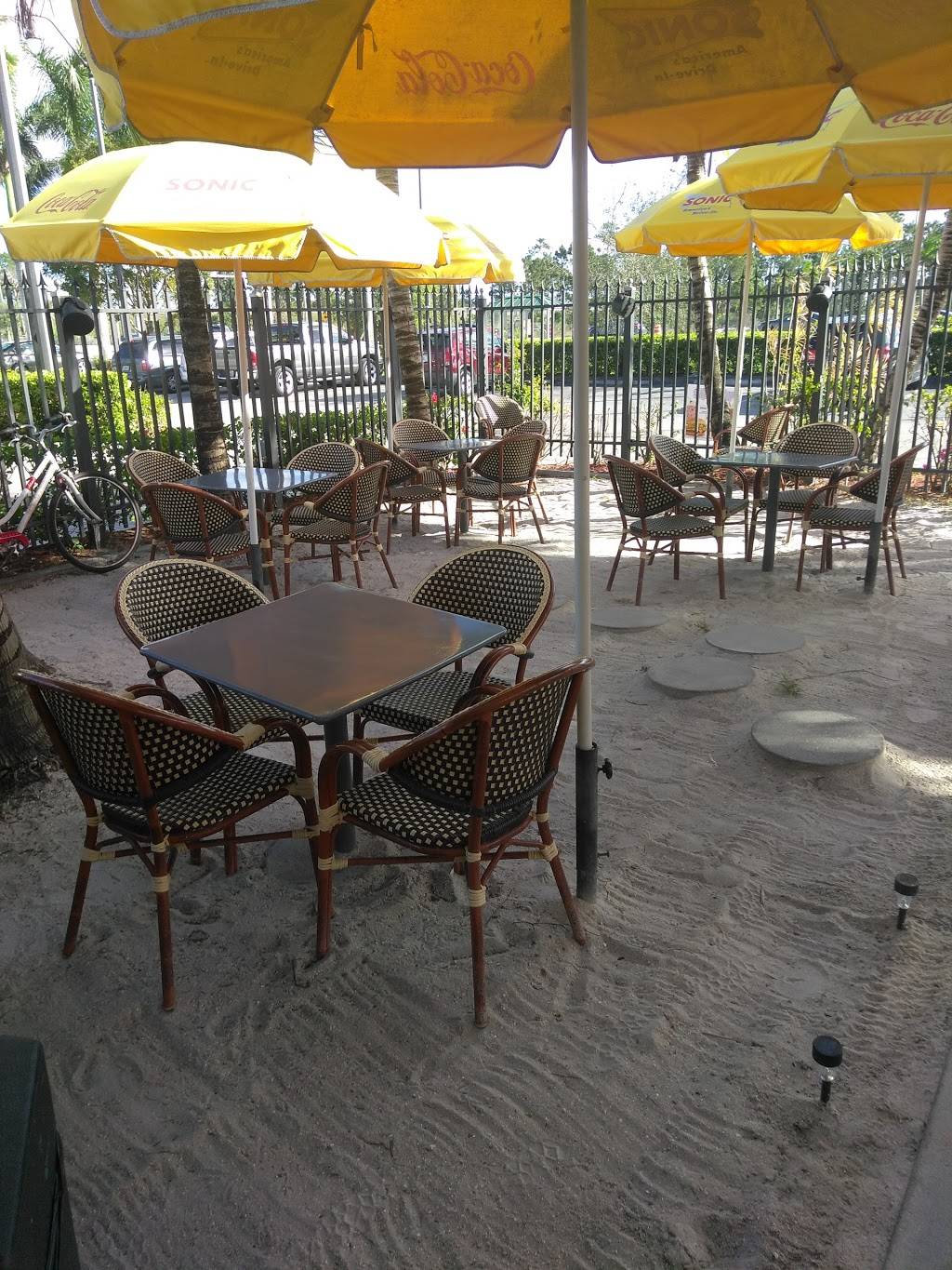 Sonic Drive-In | restaurant | 2425 NE 8th St, Homestead, FL 33033, USA | 3052425319 OR +1 305-242-5319