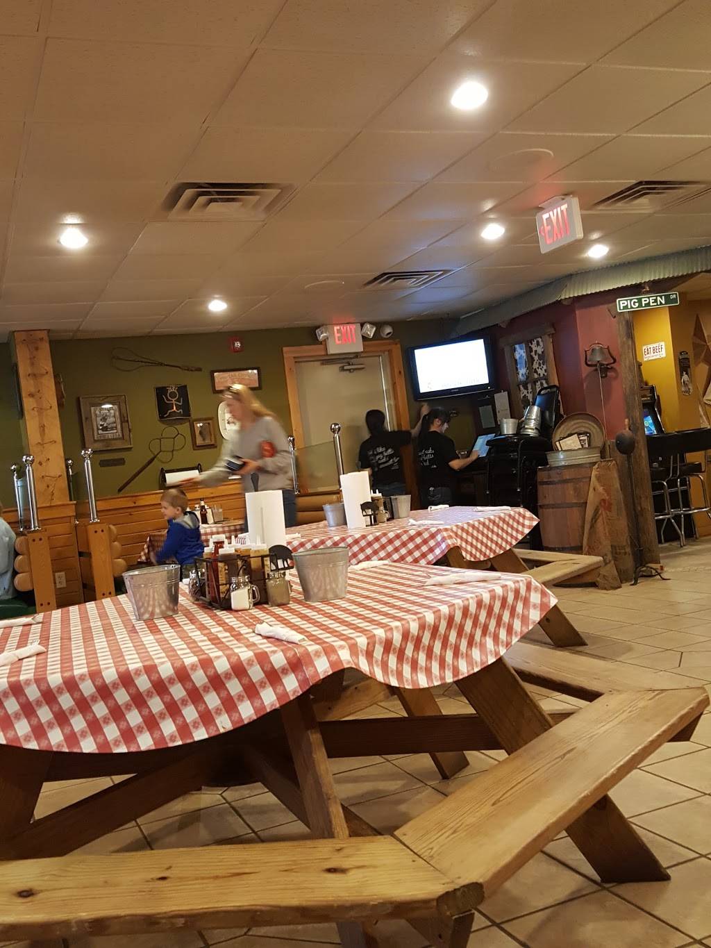 Parker Johns BBQ & Pizza - Kiel | meal delivery | 819 Service Rd, Kiel, WI 53042, USA | 9208947499 OR +1 920-894-7499