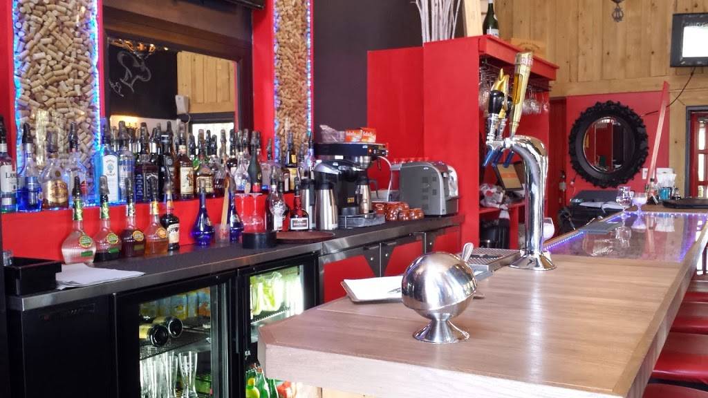 Gios | restaurant | 11 Avenue de la Gare, Saint-Sauveur, QC J0R 1R0, Canada | 4502272411 OR +1 450-227-2411