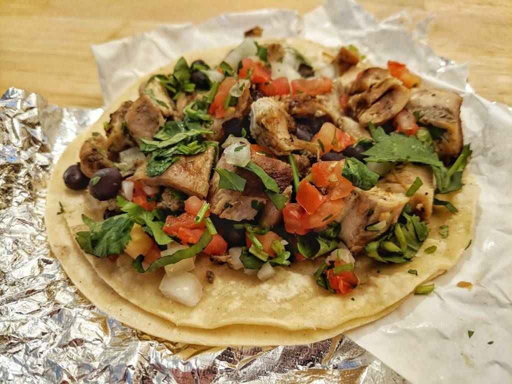 Iguanas Burritozilla | restaurant | 405 Saratoga Ave, San Jose, CA 95129, USA | 6692550700 OR +1 669-255-0700