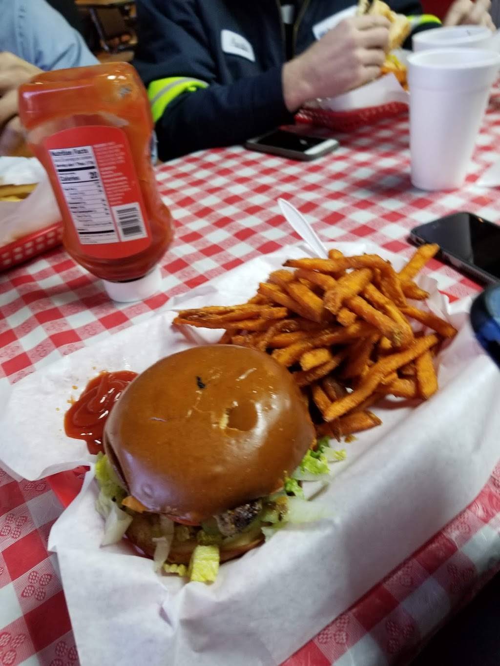 Burger & Philly Shack | restaurant | 6016 Denton Hwy, Watauga, TX 76148, USA | 8176057900 OR +1 817-605-7900