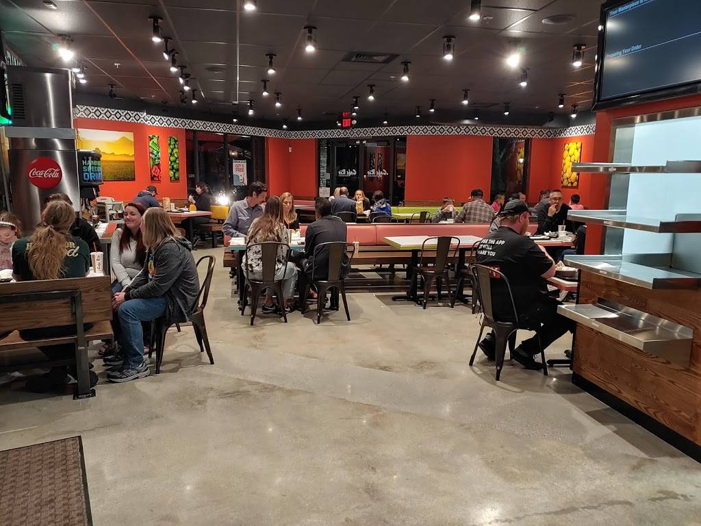 Cafe Rio Mexican Grill | restaurant | 595 N Moorpark Rd, Thousand Oaks, CA 91360, USA | 8053294111 OR +1 805-329-4111