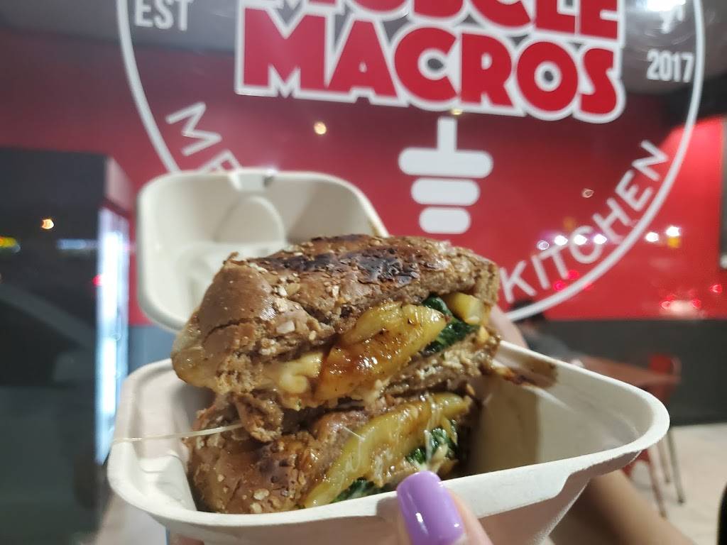 Muscle Macros | restaurant | 20861 Lassen St, Chatsworth, CA 91311, USA | 8183847383 OR +1 818-384-7383