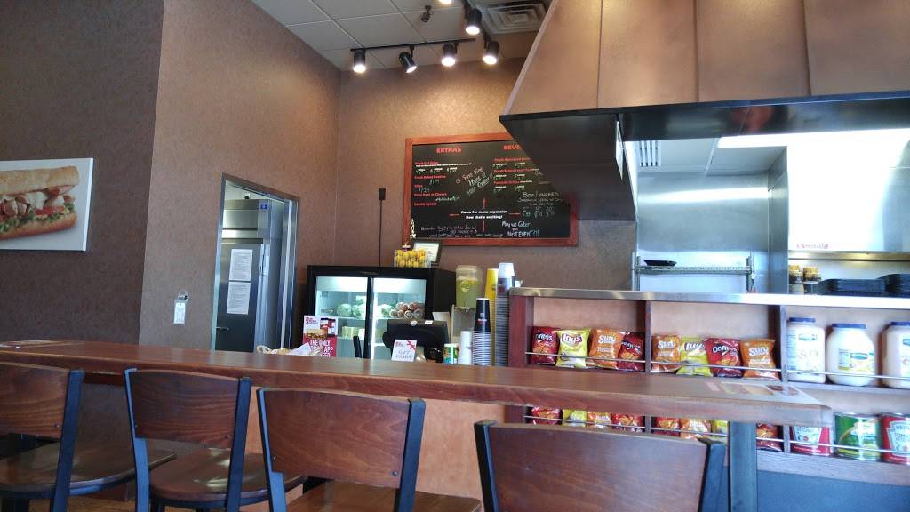 Penn Station East Coast Subs | meal takeaway | 3463 Nameoki Rd, Granite City, IL 62040, USA | 6187097878 OR +1 618-709-7878