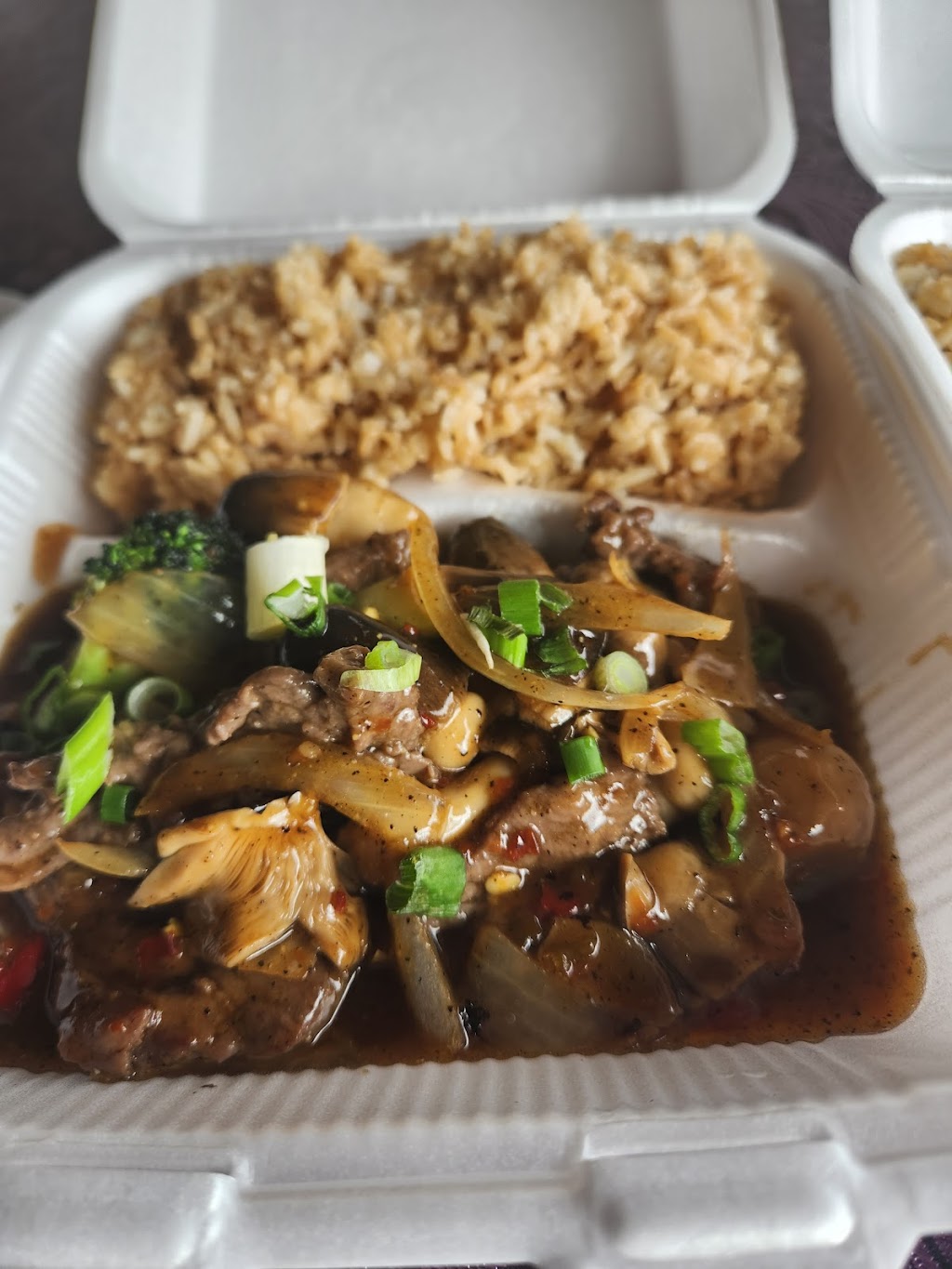 Uncle Chiens Chinese and Thai Restaurant | meal delivery | 3004 34th St, Lubbock, TX 79410, USA | 8067951148 OR +1 806-795-1148