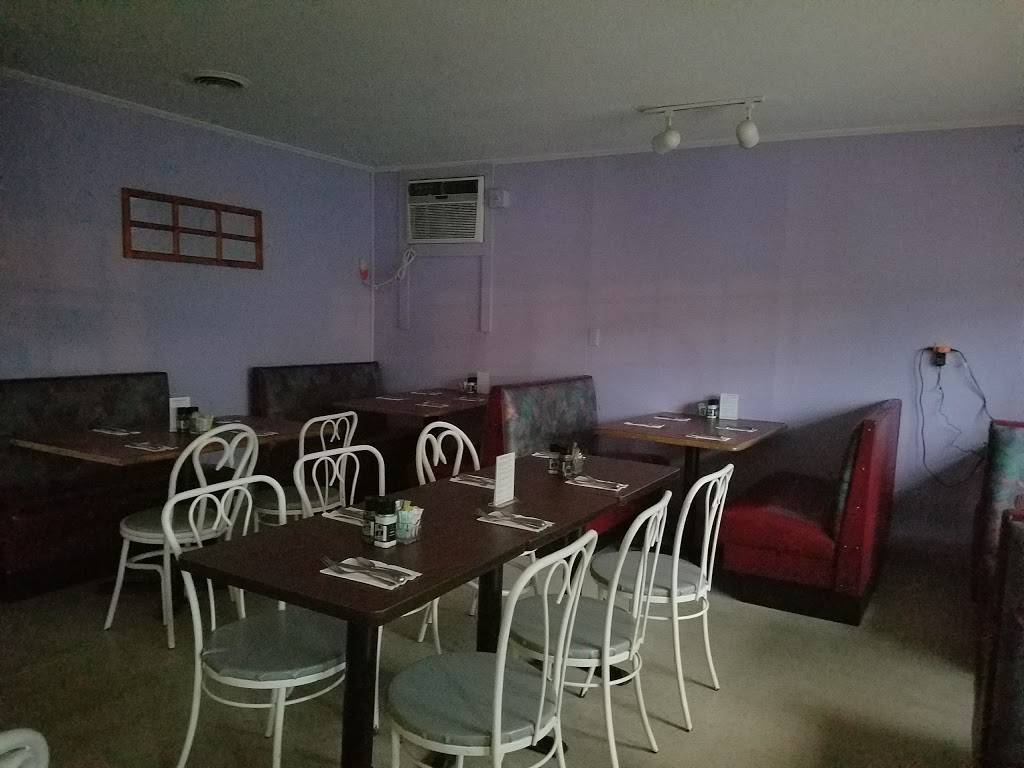 Gourmet Deli & Cafe | restaurant | 4961 Main St #2, Manchester Center, VT 05255, USA | 8023621254 OR +1 802-362-1254