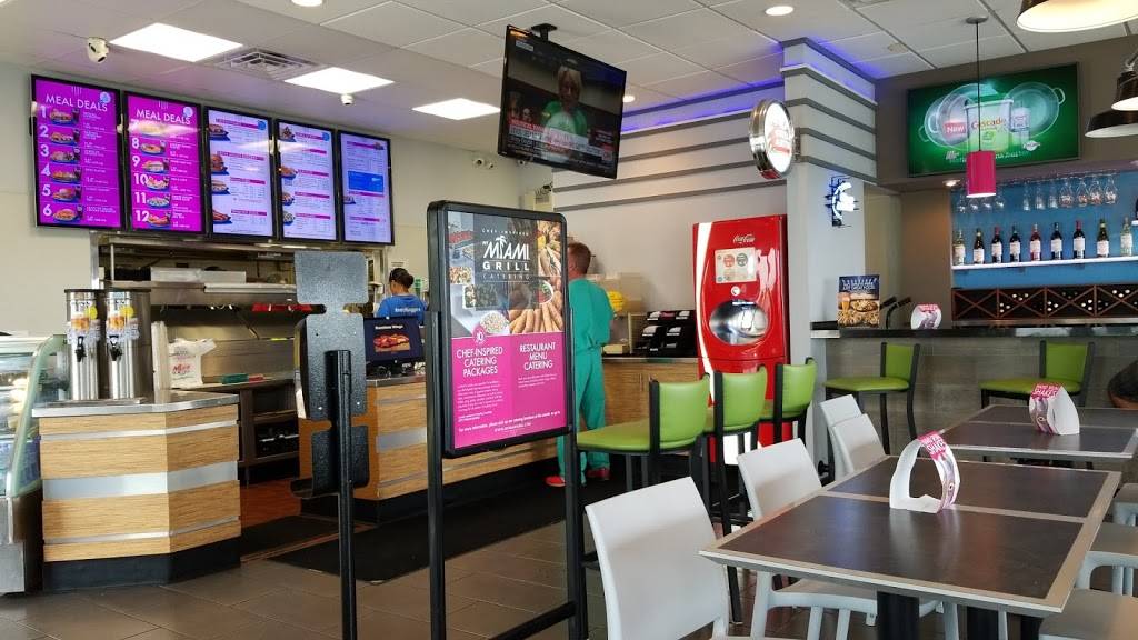 Miami Grill | restaurant | 7781 Pines Blvd, Pembroke Pines, FL 33024, USA | 7548163146 OR +1 754-816-3146