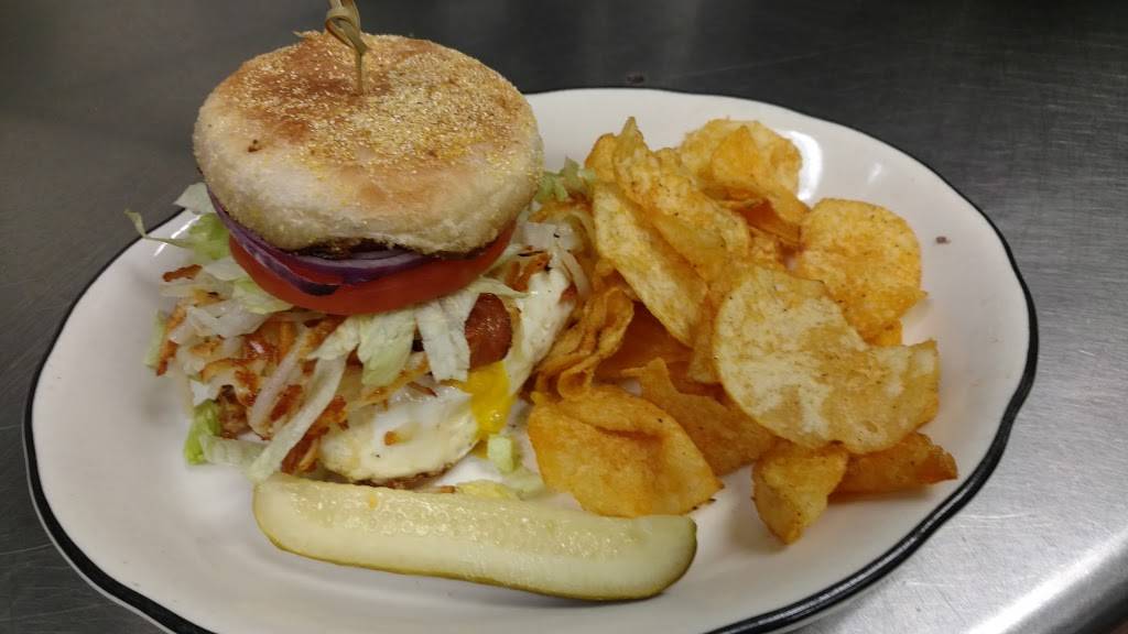 Libertys Restaurant & Lounge | restaurant | 303 W 3rd St, Red Wing, MN 55066, USA | 6513888877 OR +1 651-388-8877