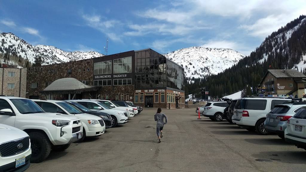 Goldminers Daughter Lodge | cafe | 10160 E Hwy 210, Alta, UT 84092, USA | 8017422300 OR +1 801-742-2300