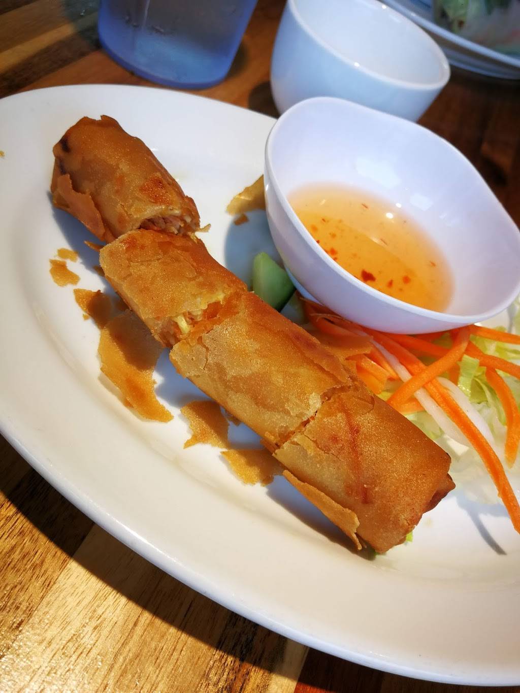 Banh Mi Madame Ly | restaurant | 766 Rue Beaubien E, Montréal, QC H2S 1S7, Canada | 5143794500 OR +1 514-379-4500